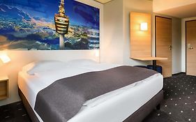 B&B Hotel Stuttgart-Airport/Messe